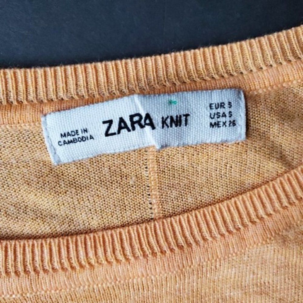 Zara Knit Orange Light Sweater - Picture 3 of 9